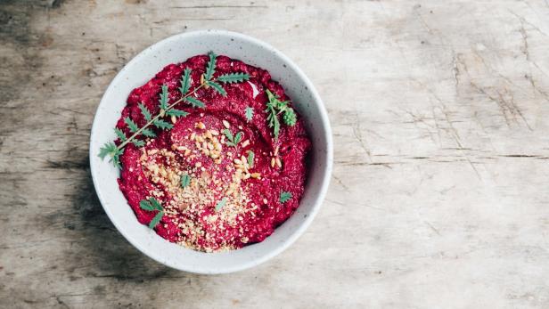 Rezept der Woche: Veganer Aufstrich mit roten Rüben