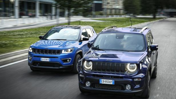 Jeep Renegade 4xe & Compass 4xe: Elektrifiziert über Stock und Stein