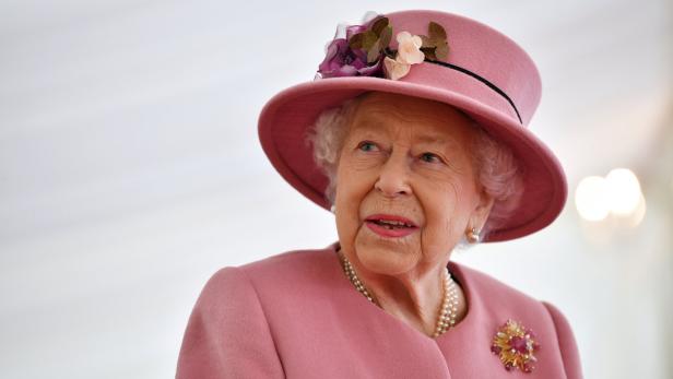 Queen Elizabeth trat zum ersten Mal seit Beginn der Pandemie öffentlich auf