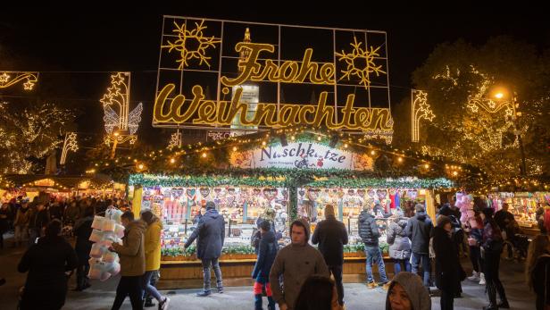 Heuer 18 Weihnachtsmärkte mit 852 Ständen in Wien