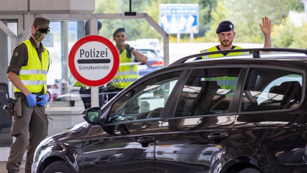 CORONAVIRUS: RÜCKREISEVERKEHR GRENZÜBERGANG KARAWANKENTUNNEL