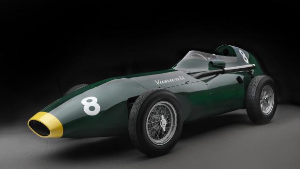 vanwallformula11958front3-4.jpg