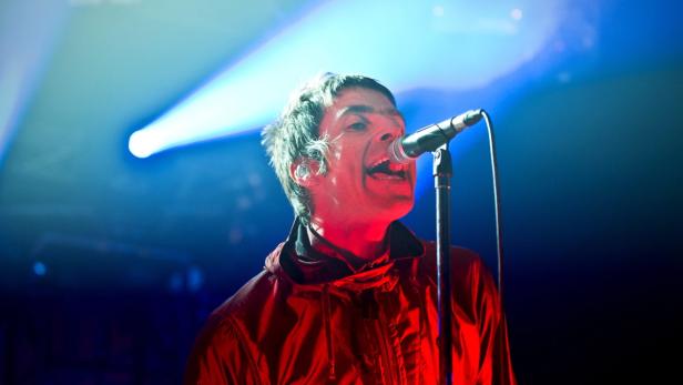 Kaum gibt Liam Gallagher das Aus von Beady Eye bekannt, wird im Netz schon über eine Oasis-Wiedervereinigung spekuliert
