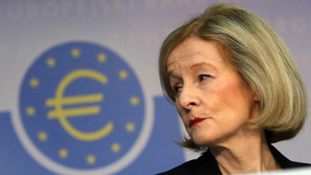 Danièle Nouy, die Chefin der neuen Euro-Bankenaufsicht, fordert weitere Kapitalmaßnahmen ein.