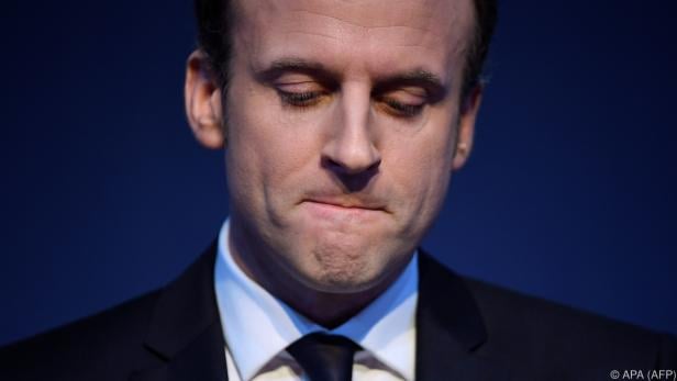 Macron drückt sein tiefes Bedauern aus