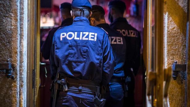 Drei Verdächtige nach Raubüberfall auf Tankstelle in Salzburg gefasst
