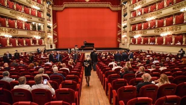 Teatro alla Scala reopens in Milan