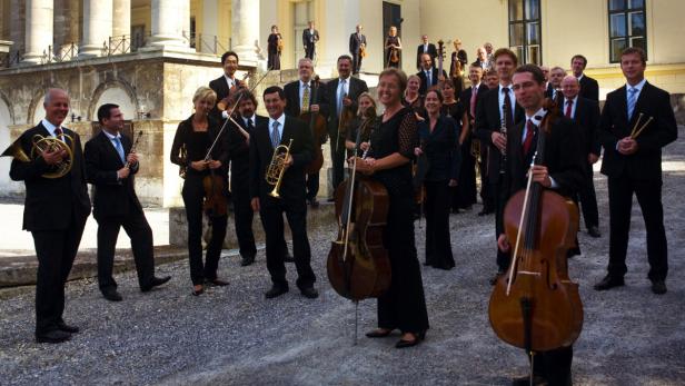 Die Musiker der Österreichisch-Ungarischen Haydn Philharmonie spielen auch im kleinen Rahmen auf