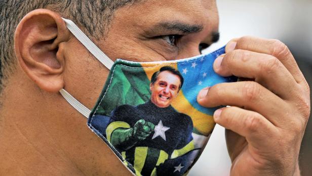 Brasilien: Halbzeitzeugnis für Bolsonaro