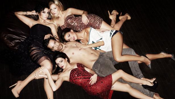 Linda Marlen Runge, Valentina Pahde; Janina Uhse, Philipp Christopher, Anne Menden.