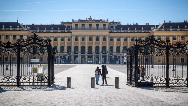 Heuriger im Schloss Schönbrunn: Droht ein Gastro-Krach?
