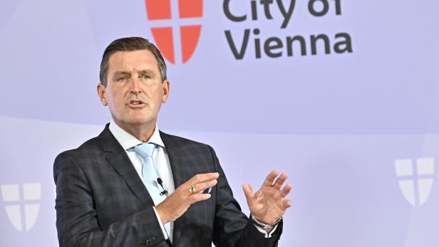 Hanke präsentiert Krisenbudget im Wiener Gemeinderat