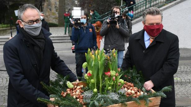 Nach Anschlag: Niederlande zeigen Solidarität mit 10.000 bunten Tulpen