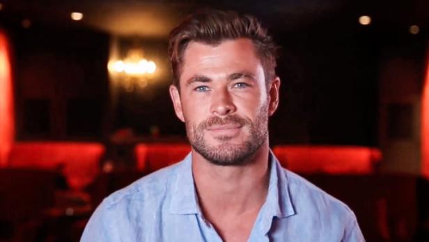 Chris Hemsworth feiert Ende der "Thor"-Dreharbeiten mit "super entspanntem" Foto