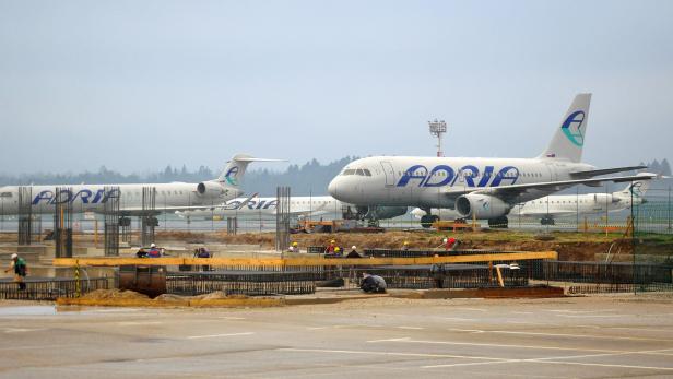 Nach der Pleite von Adria Airways bangt Slowenien um seine Fluganbindung.