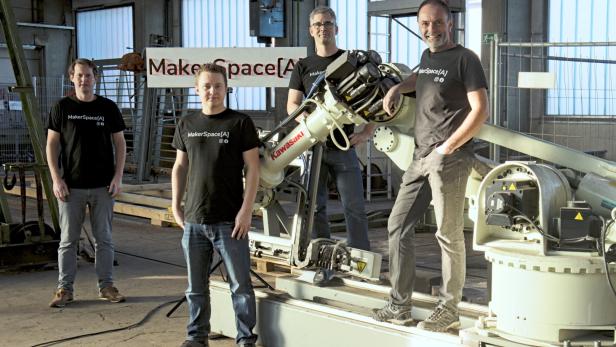 Alte Rädersenke der ÖBB wird zum MakerSpace umgebaut: Und der erste Roboter ist auch schon da