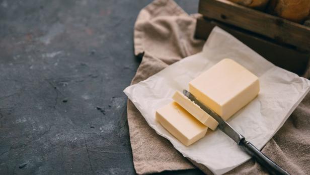 Butter eignet sich laut Konsumentenschützern zum Backen.