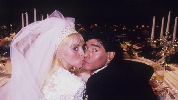 Diego Maradona: Das turbulente Liebesleben der Fußballlegende
