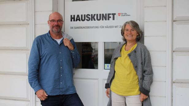 Gerhard Gössinger und Doris Banner vom „Hauskunft“-Team: Die Experten helfen, Wiens Häuser zukunftsfit zu machen