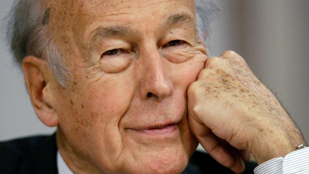 Frankreichs Ex-Präsident Valéry Giscard d'Estaing ist tot