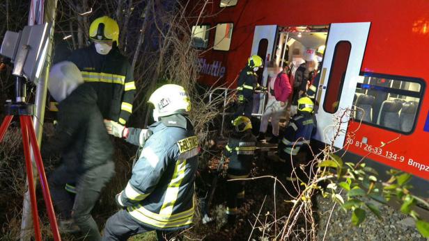 Zugsunglück im Bezirk Baden: Warnsystem verhinderte Schlimmeres