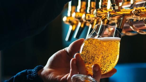 Bier um 1,7 Mio. Euro von Brauerei gestohlen: 24 Personen angeklagt