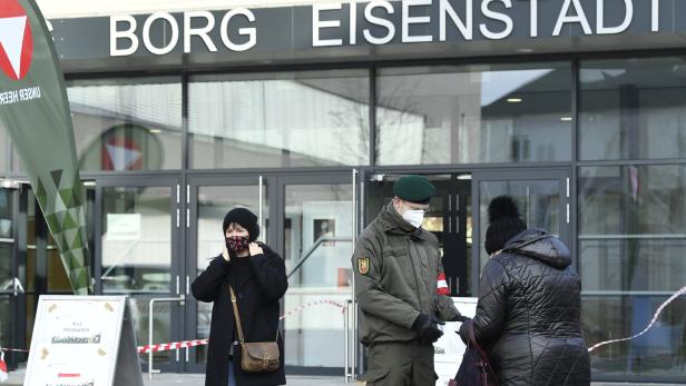 Kaum Wartezeiten gab es am Wochenende in Eisenstadt dank straffer Organisation der Tests
