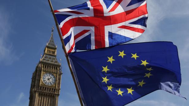Brexit: EU-Parlament setzt Frist für Einigung bis Sonntag