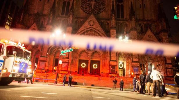New York: Schießerei am Rande eines Weihnachtskonzerts