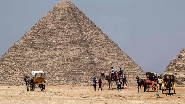 5000 Jahre altes Fragment aus der Cheops-Pyramide entdeckt