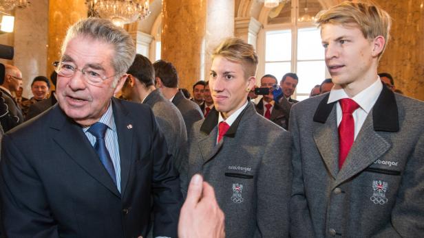 Michael Hayböck (re.) bei der Verabschiedung in der Wiener Hofburg.