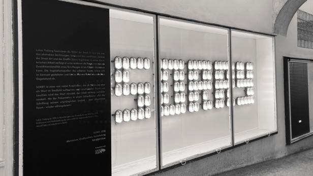 "Sorry": Lichtinstallation statt Ausstellungsreihe in Krems