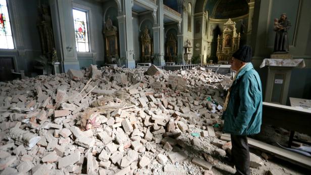 Bilder aus einer Kirche in Zagreb nach dem Erdbeben im März