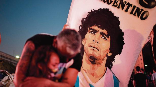 FBL-ARGENTINA-MARADONA-DEATH-AFP PICTURES OF THE YEAR 2020