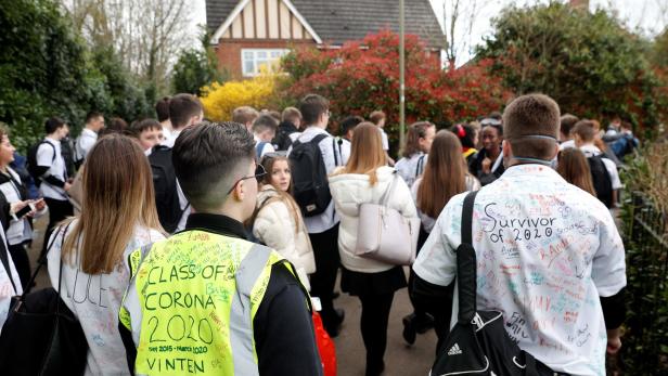 Corona: BBC sendet während Lockdowns täglich Schulfernsehen 