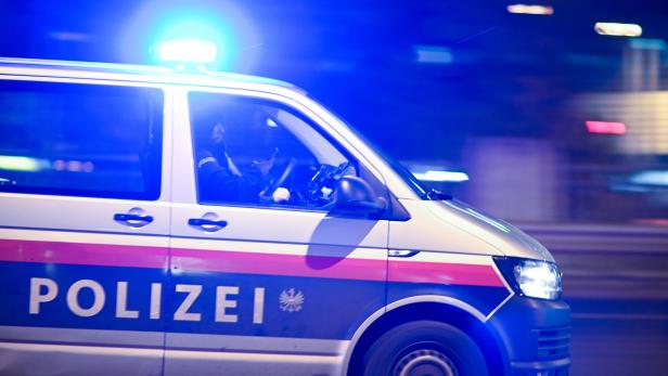 Fahrerflucht nach tödlichem Unfall: Wiener Polizei sucht schwarzen BMW