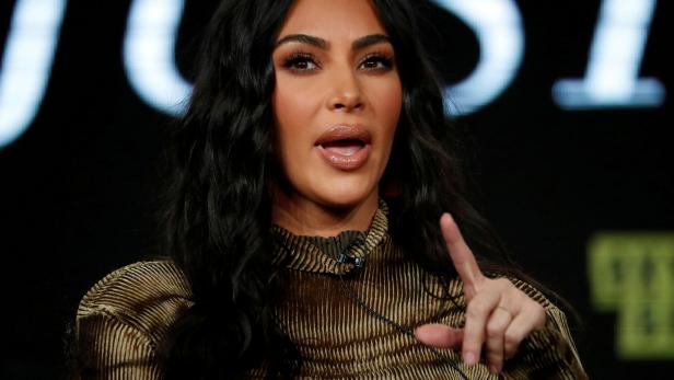Kim Kardashian konzentriert sich inmitten ihrer Scheidung auf sich selbst