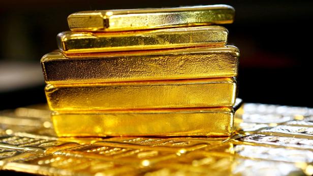 Goldpreis fiel zeitweise unter 1700 US-Dollar