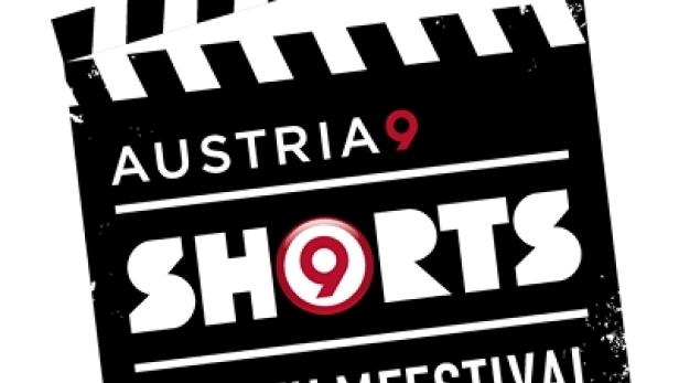 Das Logo des Austria 9 Shorts Kurzfilmfestivals auf einer Filmklappe.