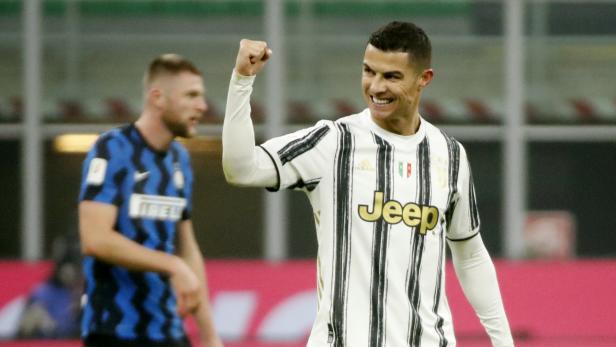 Coppa Italia  Semi Final - First Leg - Inter Milan v Juventus