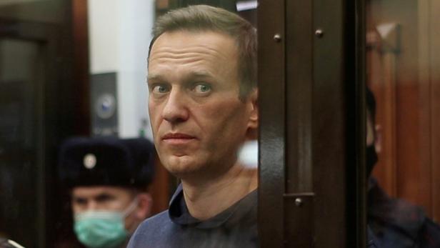Kremlkritiker Alexej Nawalny in Moskau vor Gericht