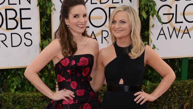 Tina Fey (links) wird live aus New York mit Amy Poehler aus Los Angeles die Verleihung der Golden Globes moderieren