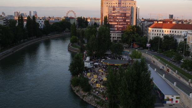 Tote aus Donaukanal von Mann identifiziert