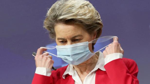FILE PHOTO: European Commission President Von Der Leyen holds a news conference on vaccine strategy in Brussels