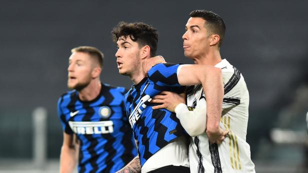 Coppa Italia - Semi Final Second Leg - Juventus v Inter Milan