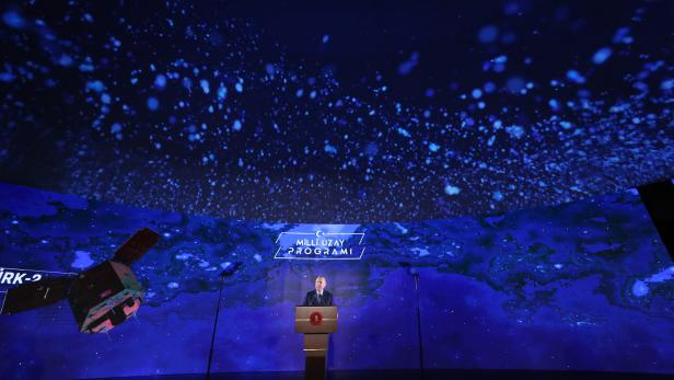 Erdoğan will auf den Mond - und erntet Spott