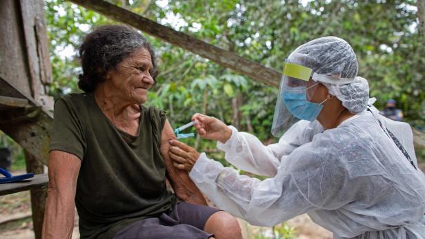 Corona-Impfung in Amazonien