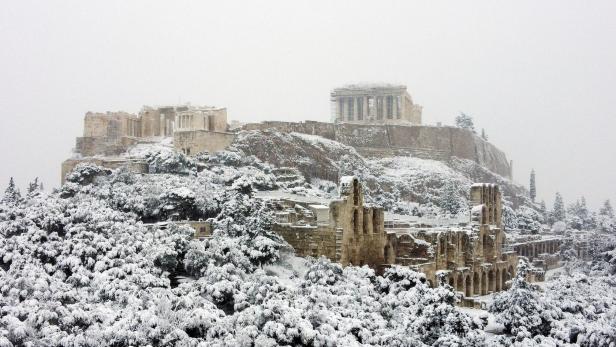 Wintereinbruch sorgt für Verkehrschaos in Griechenland