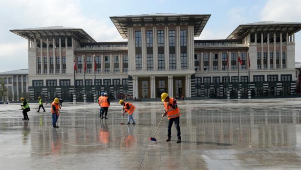 TURKEY POLITICS NEW PRESIDENTIAL PALACE