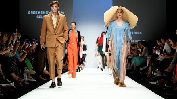 Es gibt sie bereits, die nachhaltige Mode. Hier bei der Greenshowroom Modeschau in Berlin 2018